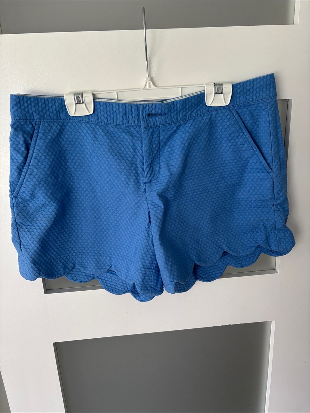 Lily Pulitzer Women's Scalloped Hem Blue Shorts